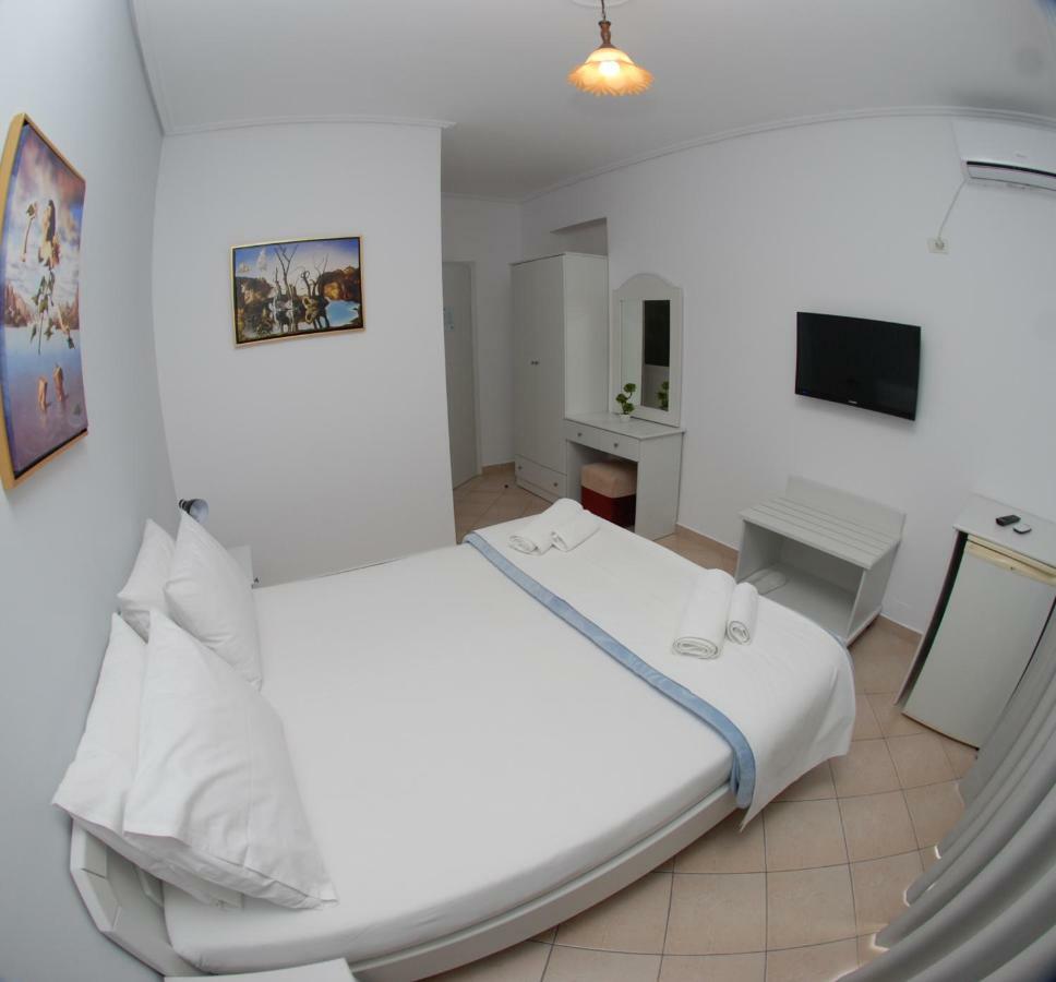 Hotel Ms Саранда Экстерьер фото