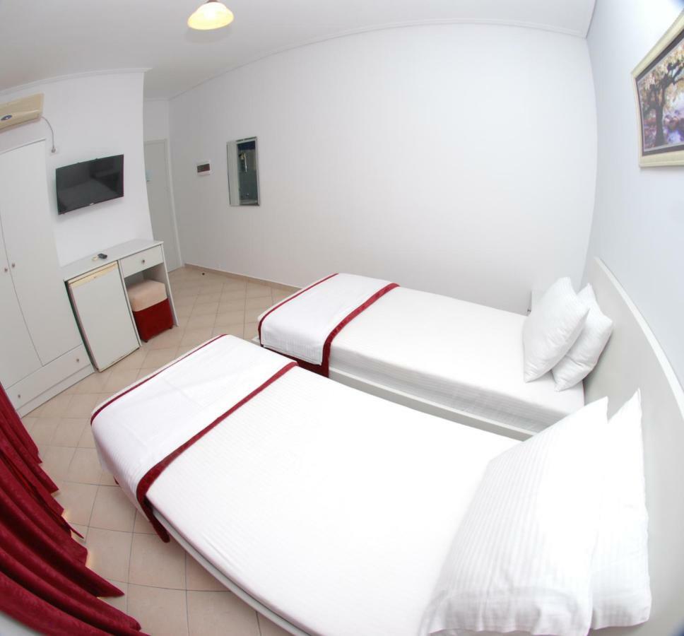 Hotel Ms Саранда Экстерьер фото