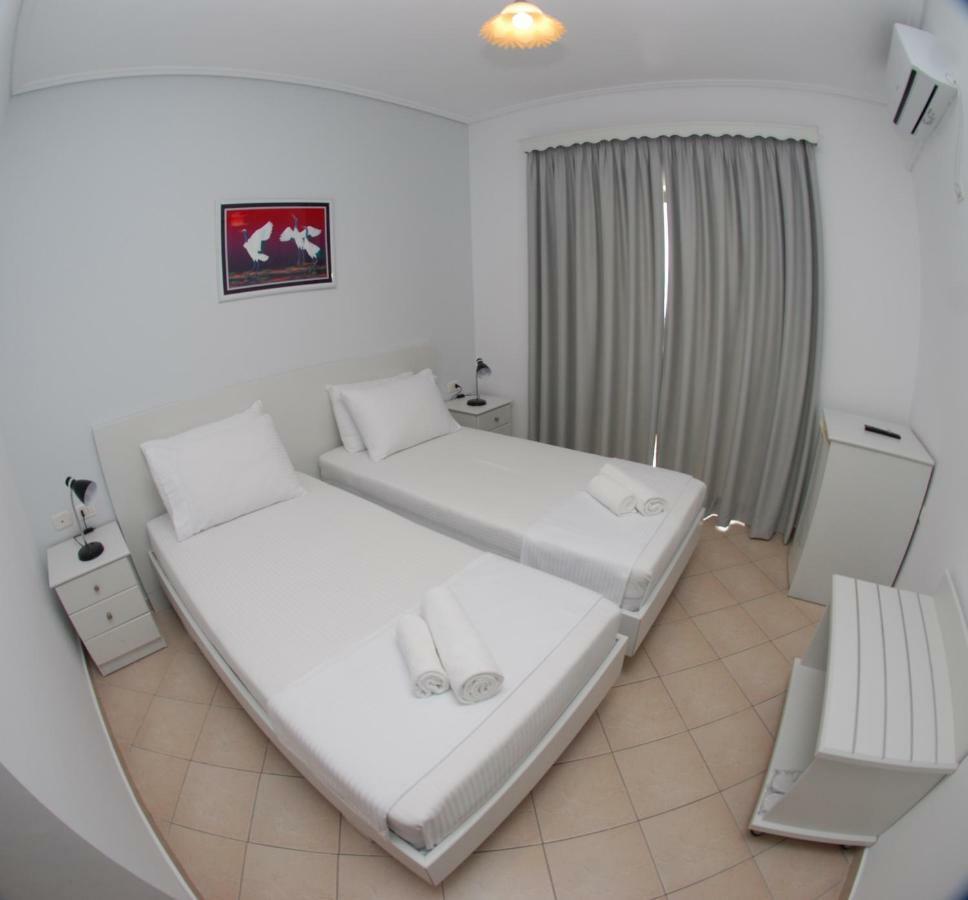 Hotel Ms Саранда Экстерьер фото
